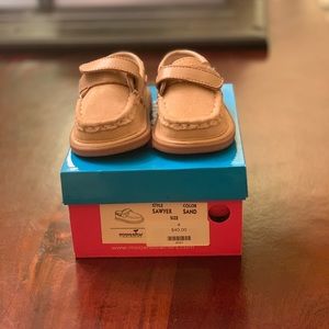 Mooshu Trainers Sawyer Boat shoe size 4 squeaker